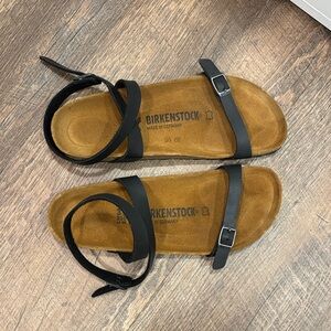 Birkenstock Black and Tan Sandals